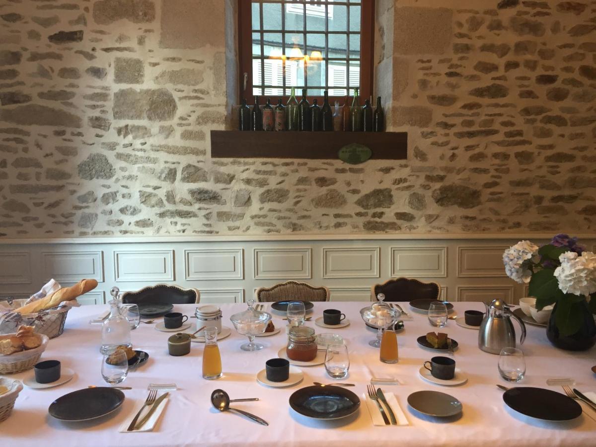 Le Jardin Des Lys Bed & Breakfast Saint-Leonard-de-Noblat Exterior photo